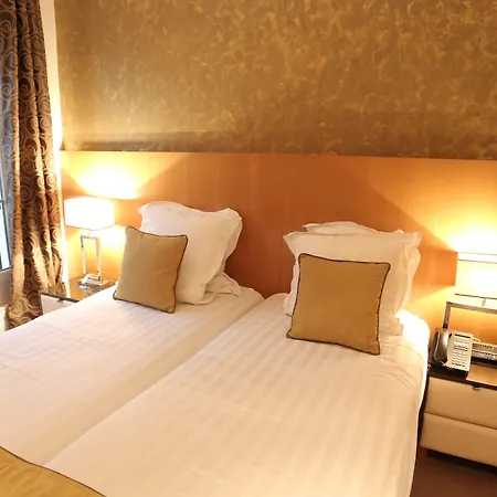 Boronali Hotel 3*
